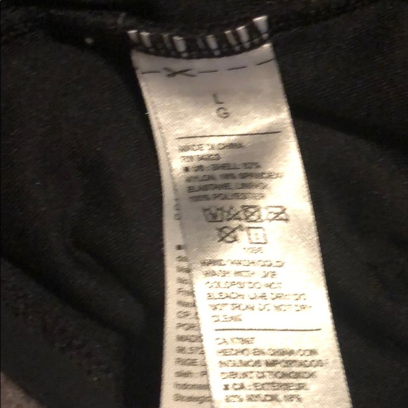 Size L and Size XL black tankini top - Picture 4 of 8